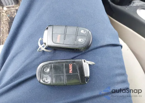 2015 Dodge Journey Sxt z USA, uszkodzony, nr VIN 3C4PDCBB0FT547753